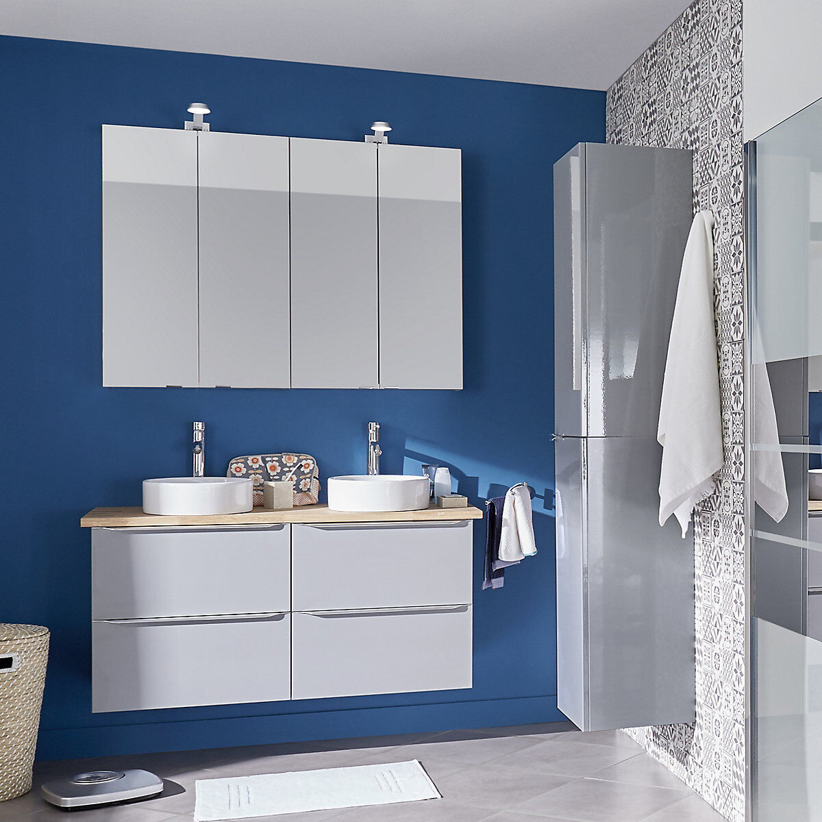Imandra Tall Matt Mirror Effect Double Bathroom Cabinet Mirrored (H)900mm (W)600