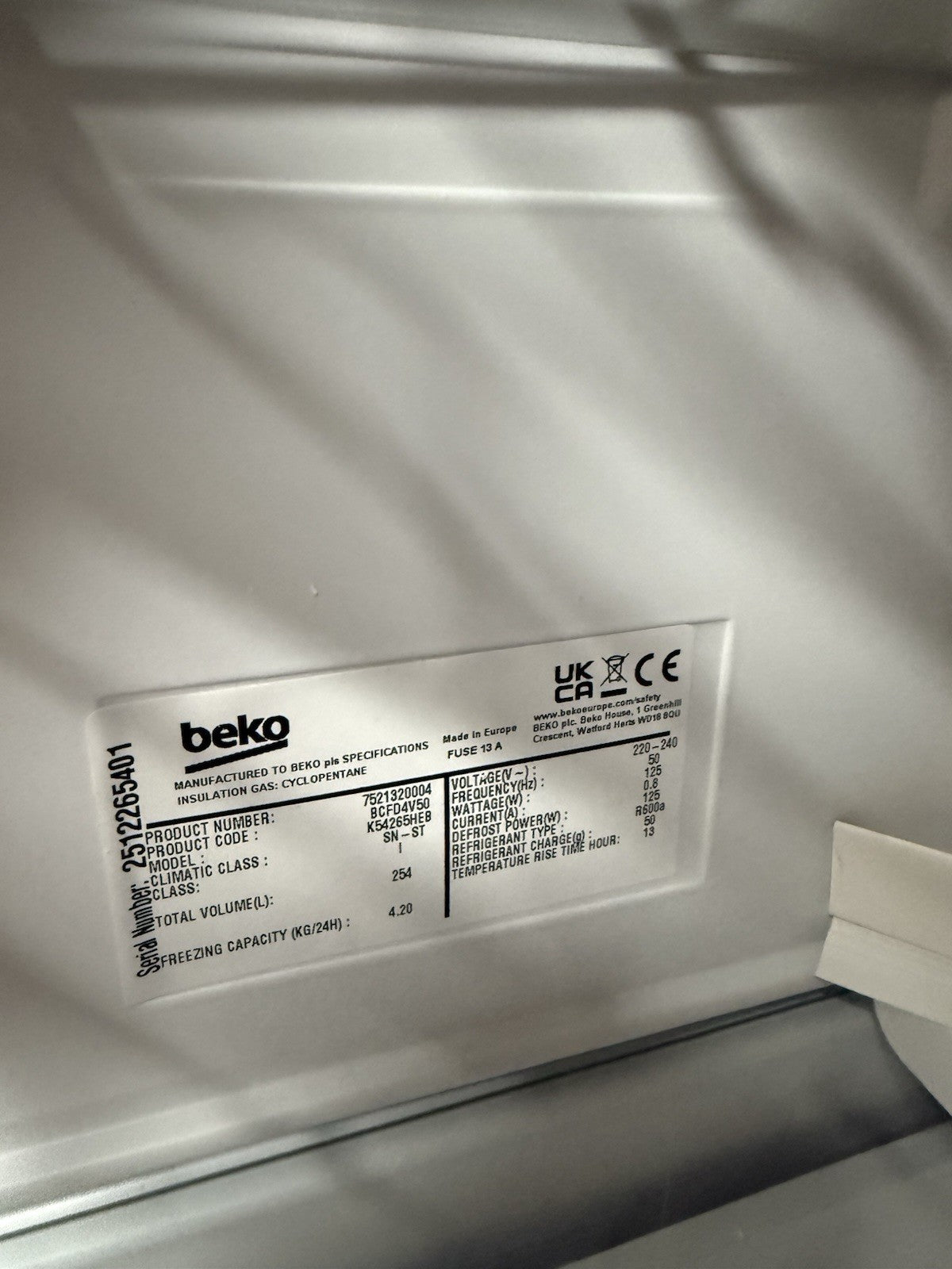 Beko BCFD4V50 50:50 Classic Integrated Automatic Defrost Fridge Freezer RRP £469