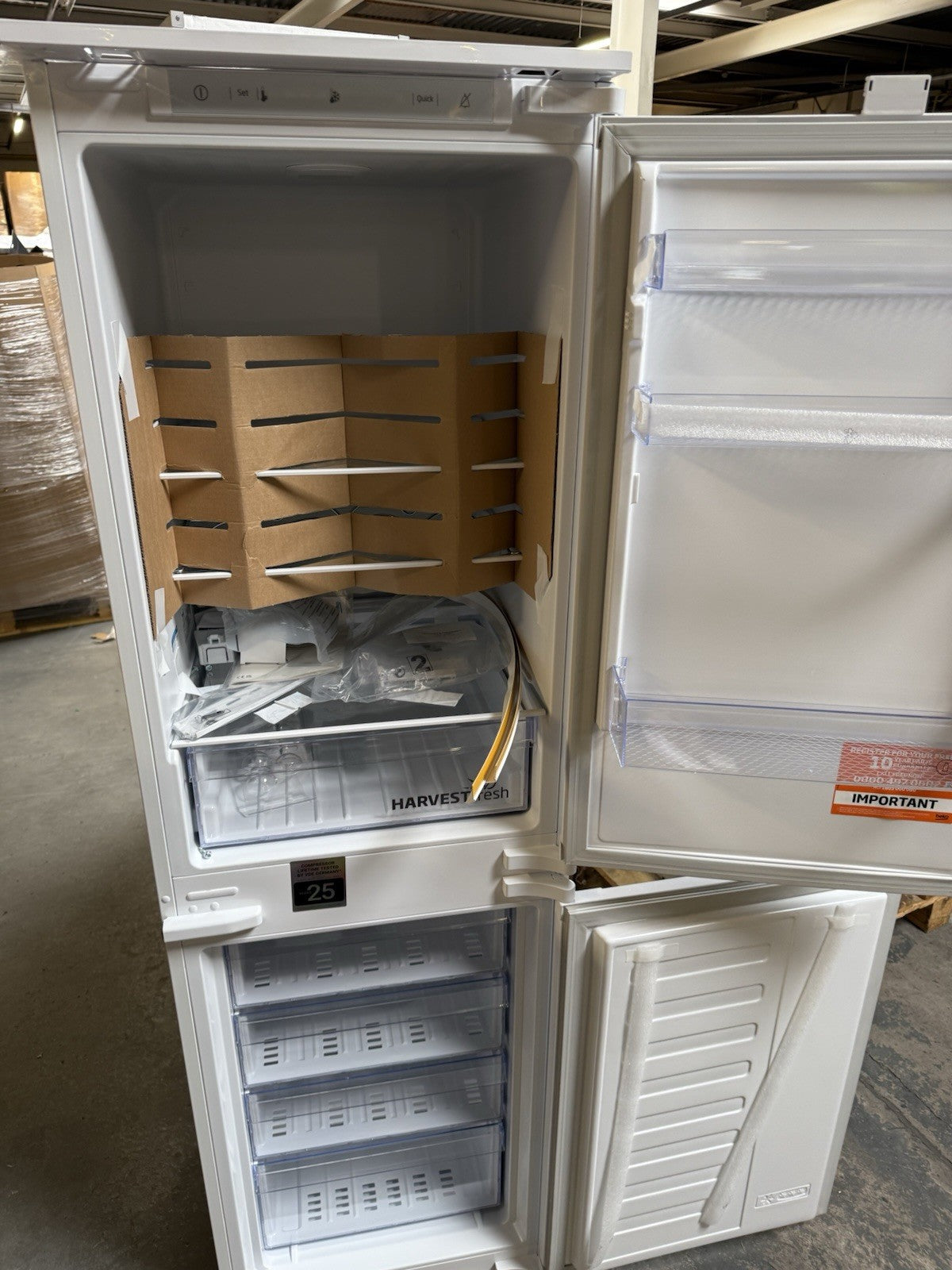 Beko BCFD4V50 50:50 Classic Integrated Automatic Defrost Fridge Freezer RRP £469
