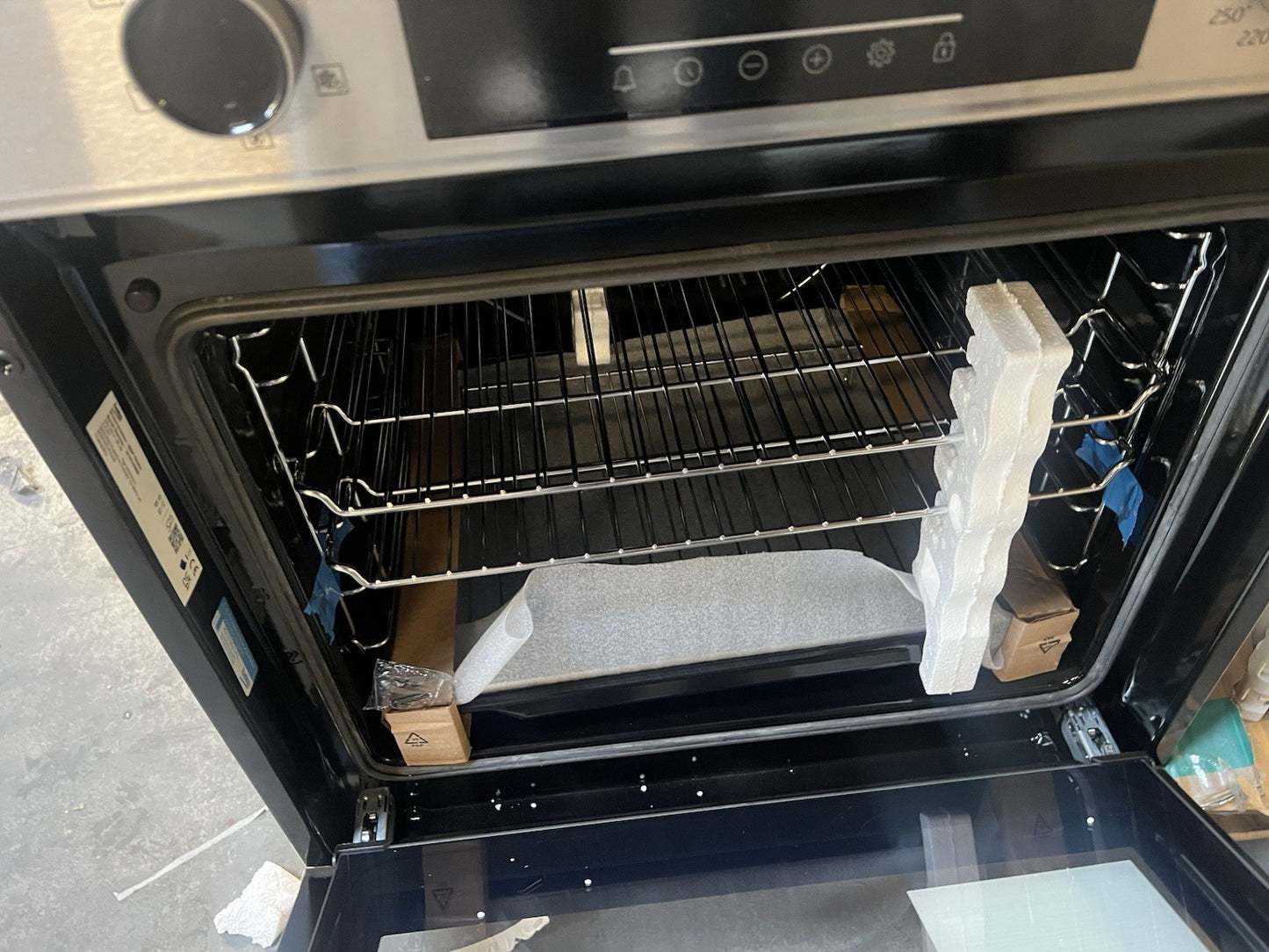 Beko BBIF12300X Built-in Single Fan Oven - Silver