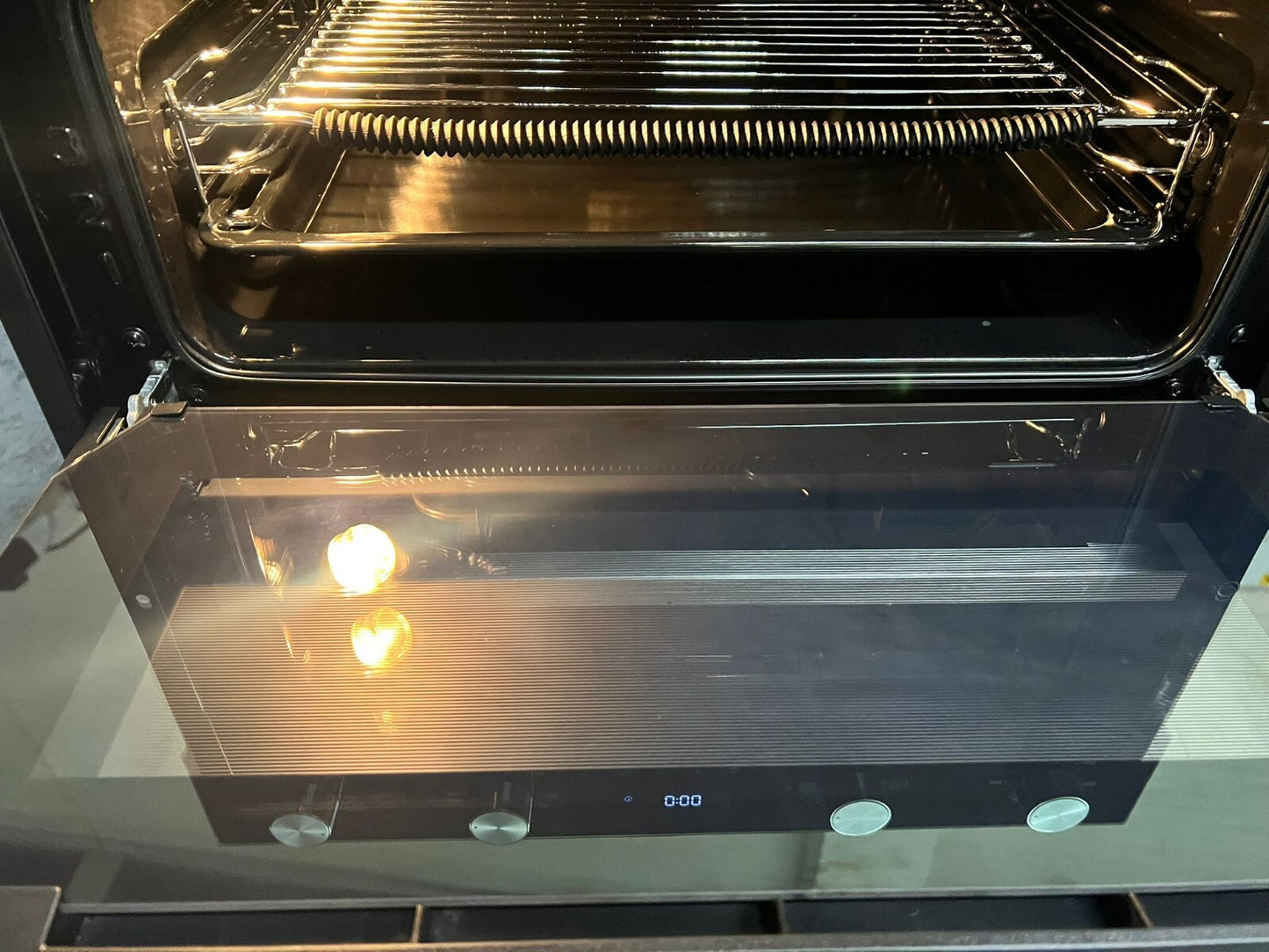 Cooke & Lewis CLBUDO89 Built-in Double oven - Mirrored black - USED