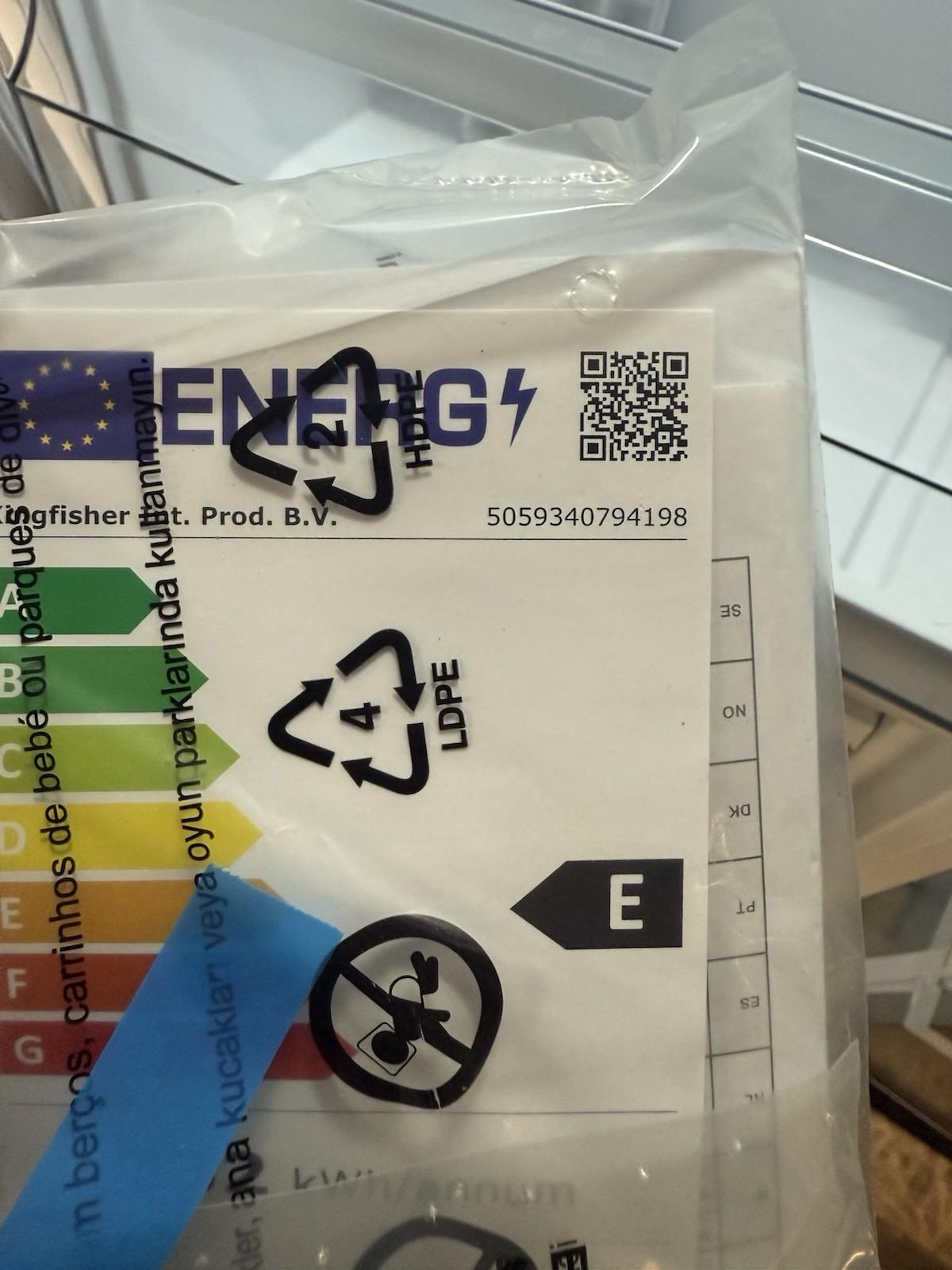 GoodHome GHBI5050UK 50:50 Classic Built-in Frost Free Fridge Freezer Gloss White