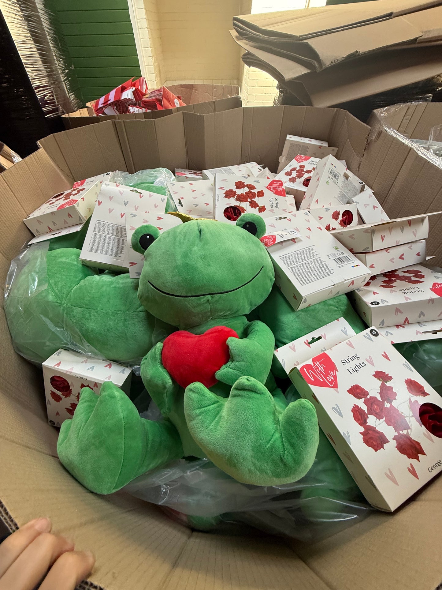 💖 Valentine's Day Pallet Joblot Wholesale Stock Brand New Overstock 💖