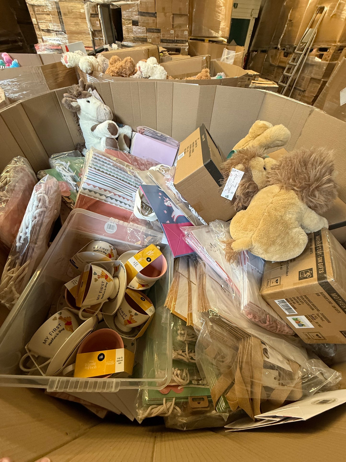 Mother's Day Pallet Joblot Wholesale Stock Brand New Overstock