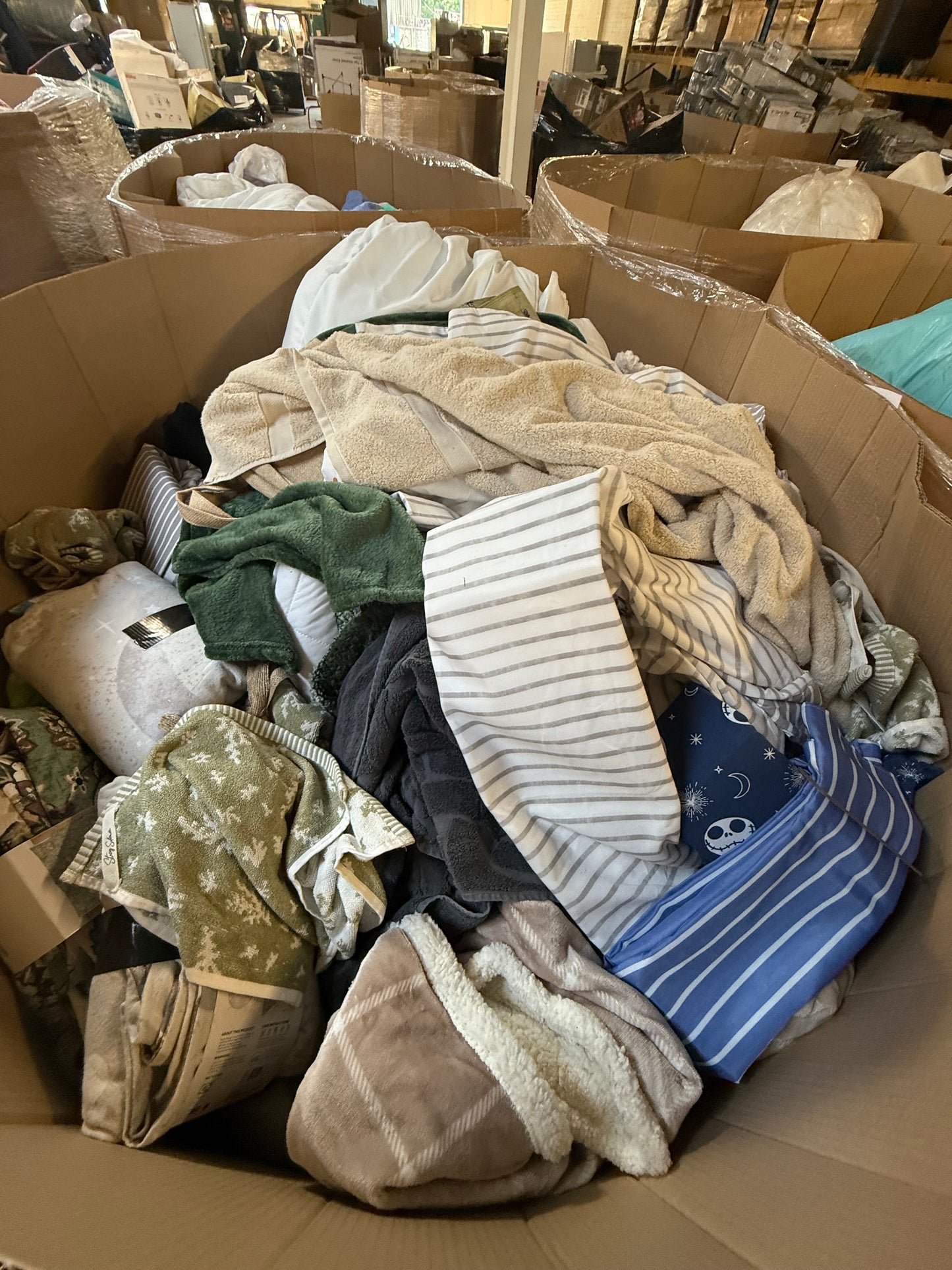Textile and Bedding Return Pallet