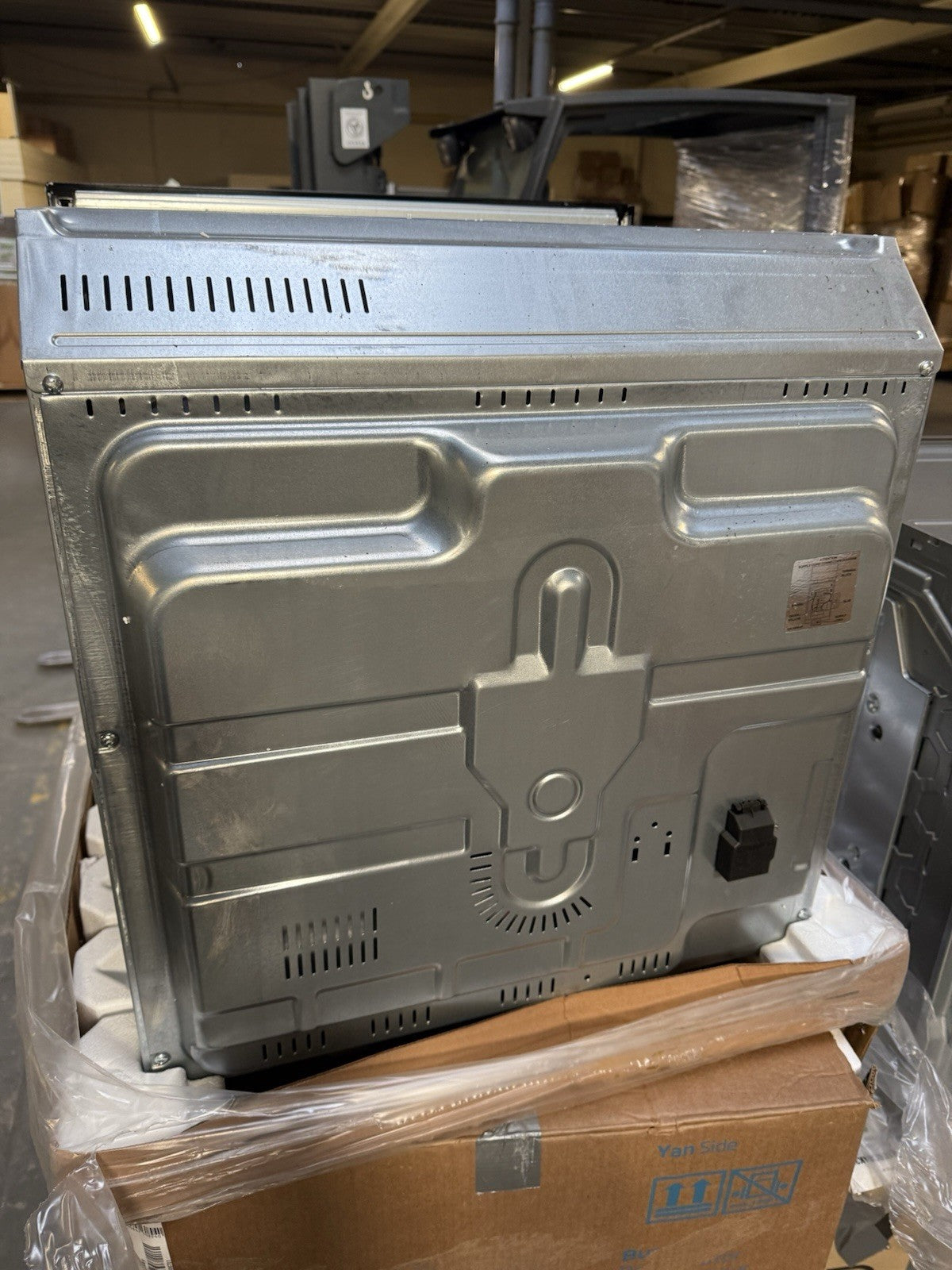 Beko BBQE24300B Built-in Single Multifunction Oven - Black