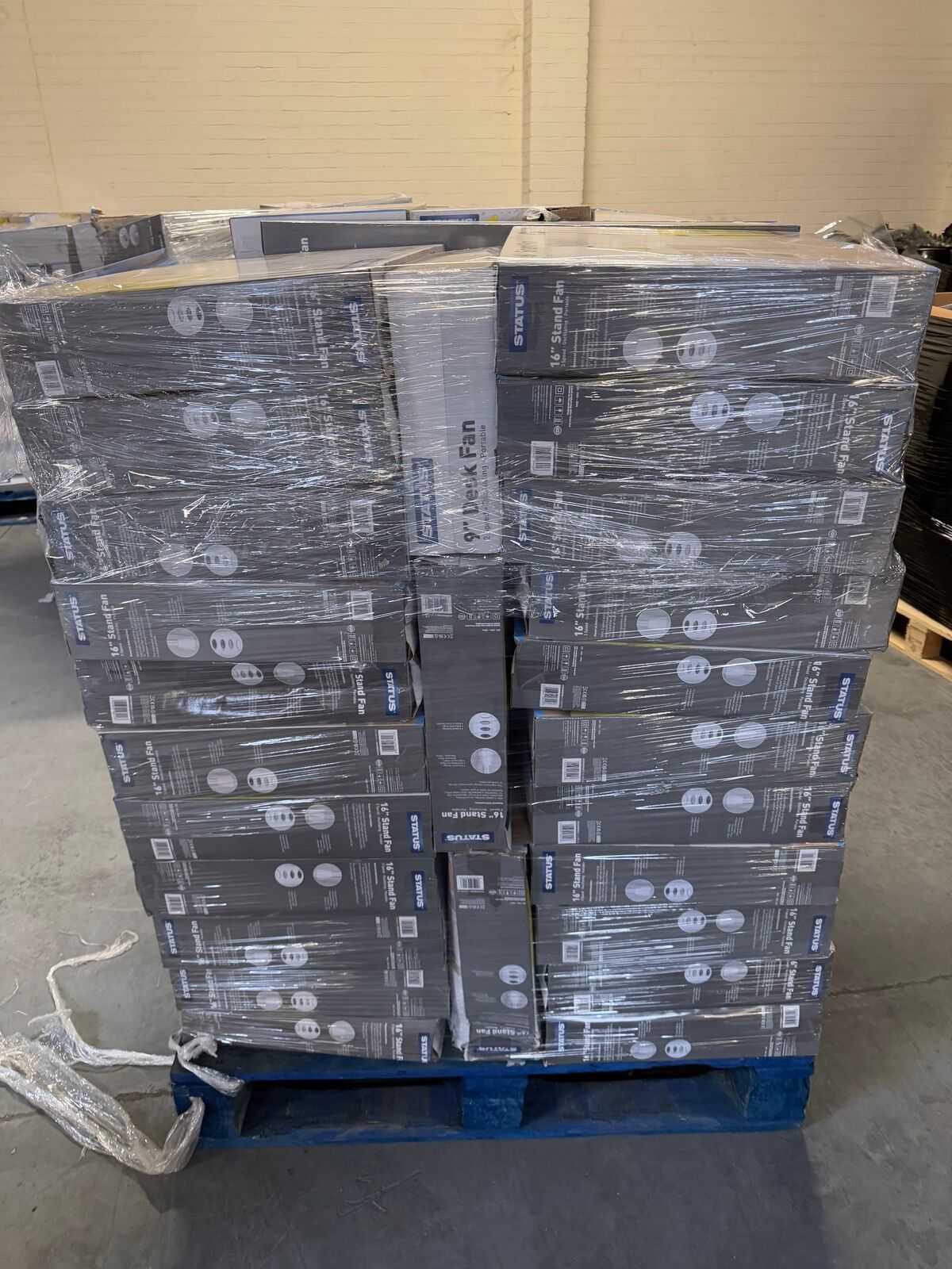 Fans Pallet Brand New Overstock Damaged Boxes - 66 Fans in Total