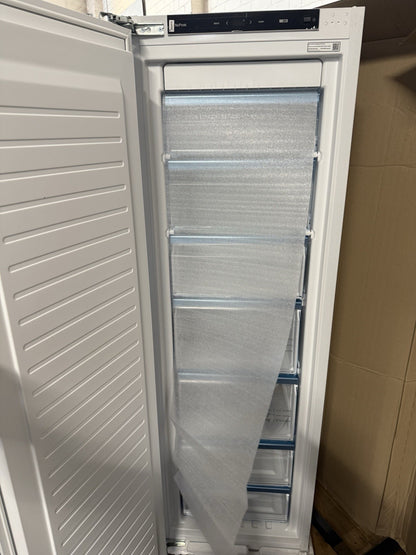 Bosch GIN81VEE0G Integrated Frost Free Freezer - White RRP £999