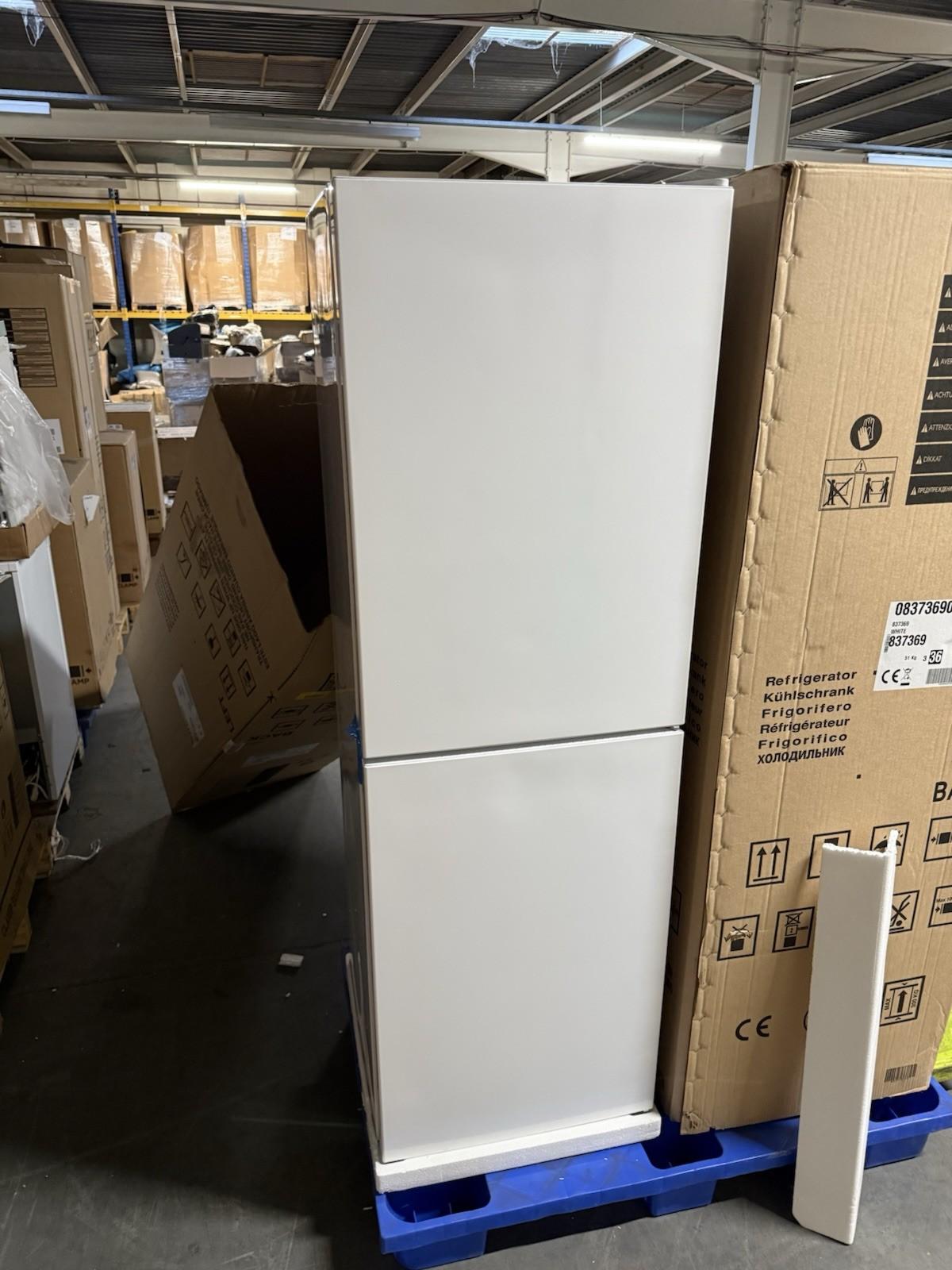 LEC Fridge Freezer Combi Model 837369 - White