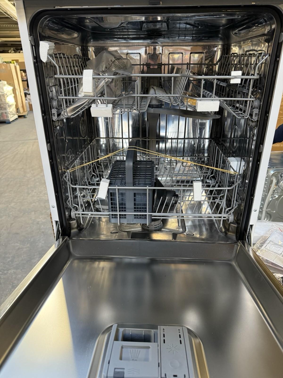 Beko DVN04X20W Full-size Dishwasher, 13 Place Settings, White, E Rated