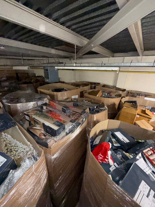 Truckload of Christmas Stock – 23 Pallets – Returns & Overstock