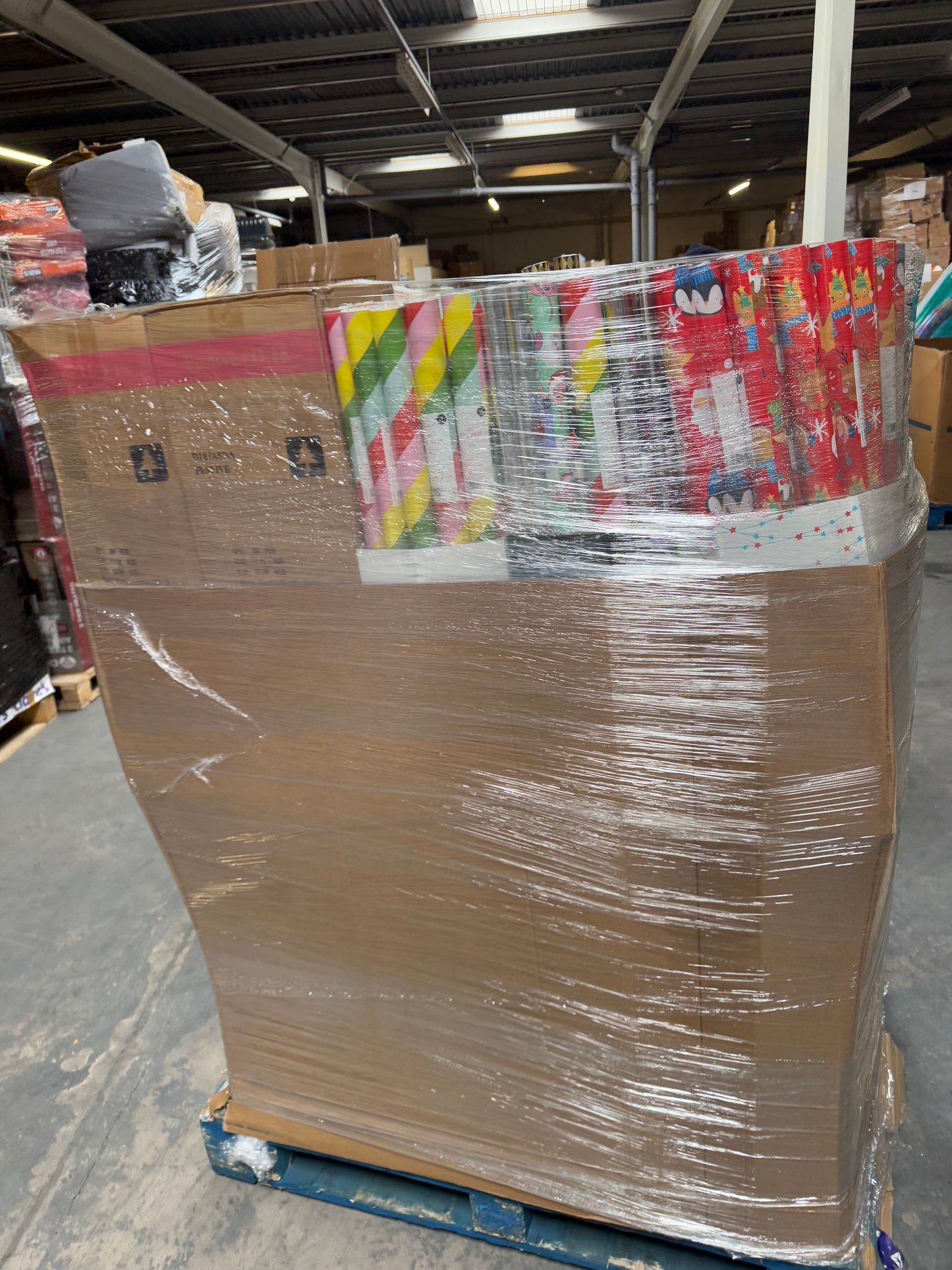 🎁 Christmas Wrapping Paper Pallet Joblot Wholesale Stock Brand New Overstock 1200+ Rolls 🎄