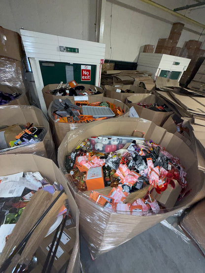 Halloween Items Pallet Joblot Wholesale Stock - Returns & Overstock