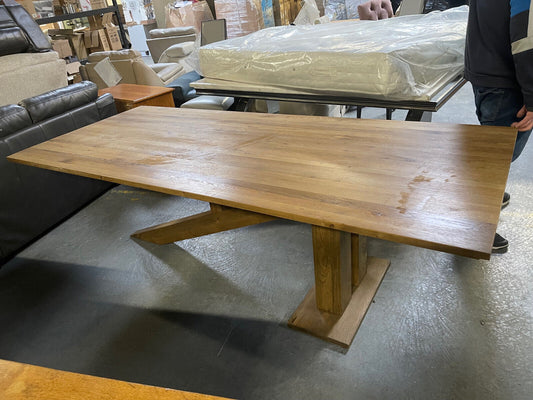Arighi Bianchi Solid Oak Dining Table (Size 200cm and 240cm available)